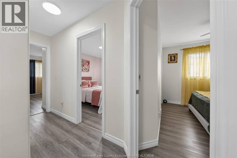 4844 Whitefish Crescent — photo 30 of 40
