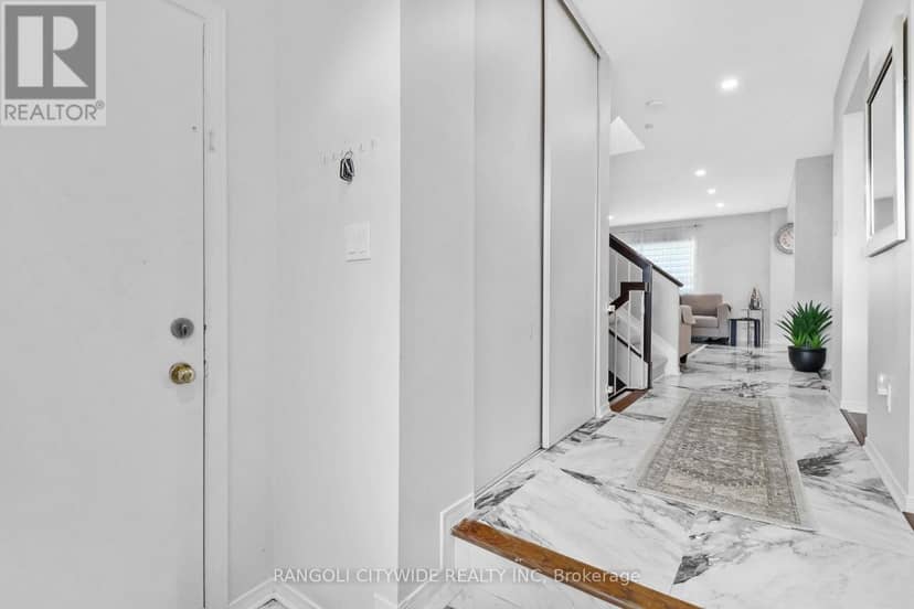 5962 Pineglade Crescent, Ottawa, photo 3