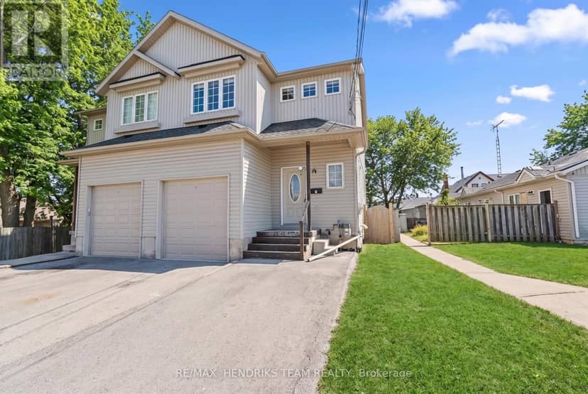2 Townline Road E — photo 1 of 30