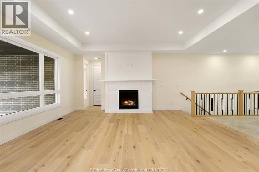 10 Gregory — photo 10 of 35