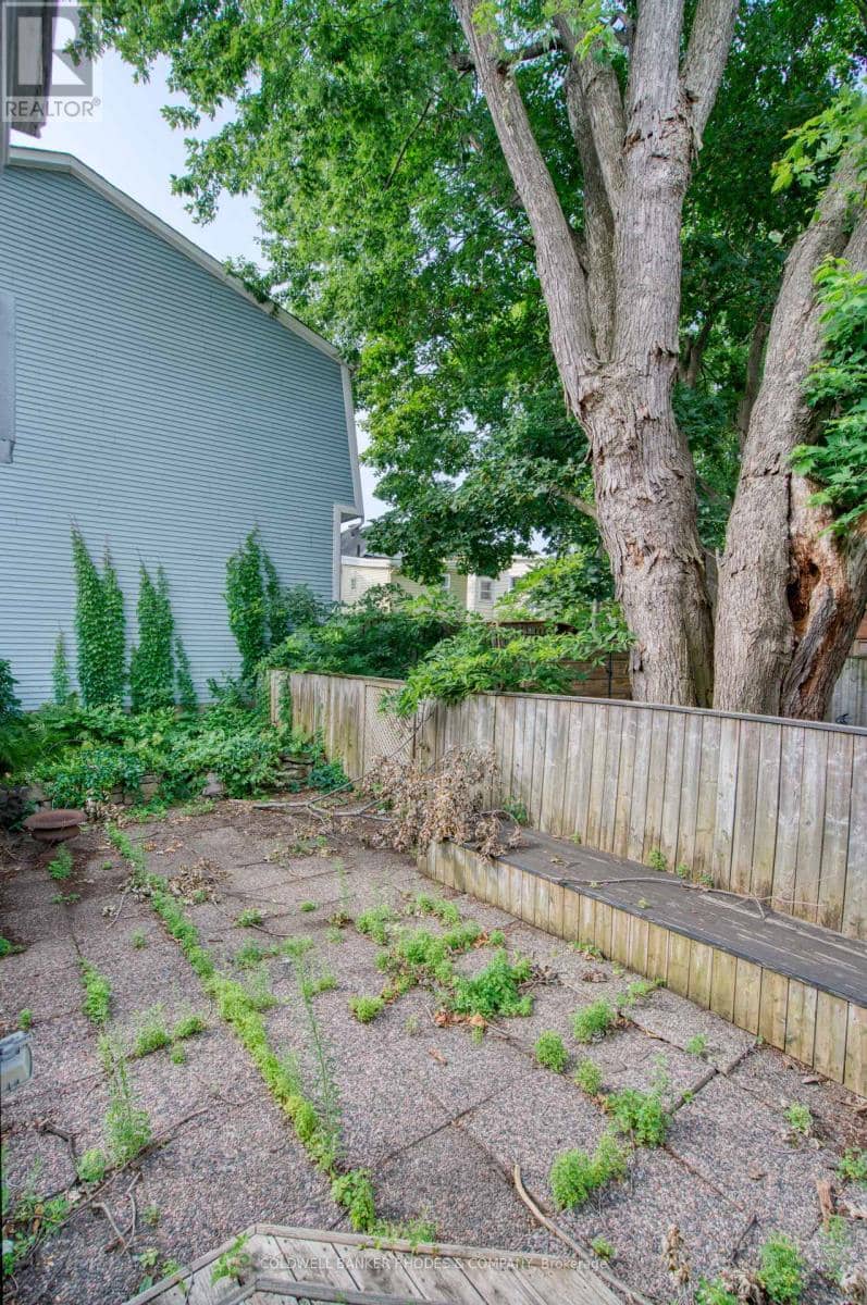 300 St Andrew Street — photo 19 of 24