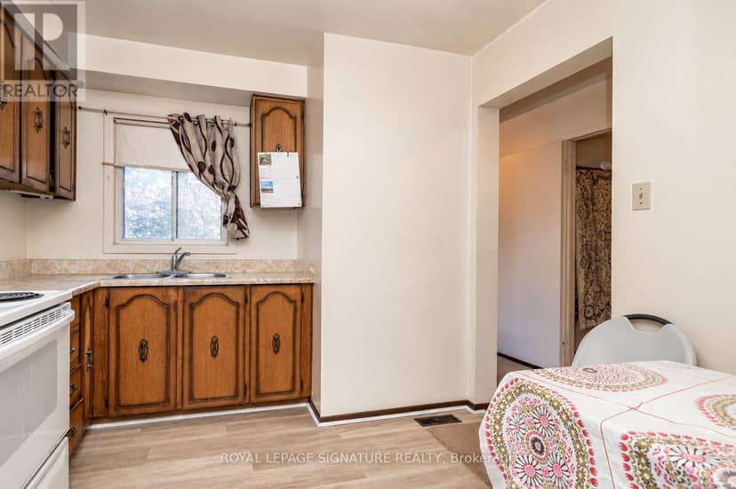 4040 Silverhaze Road — photo 9 of 26
