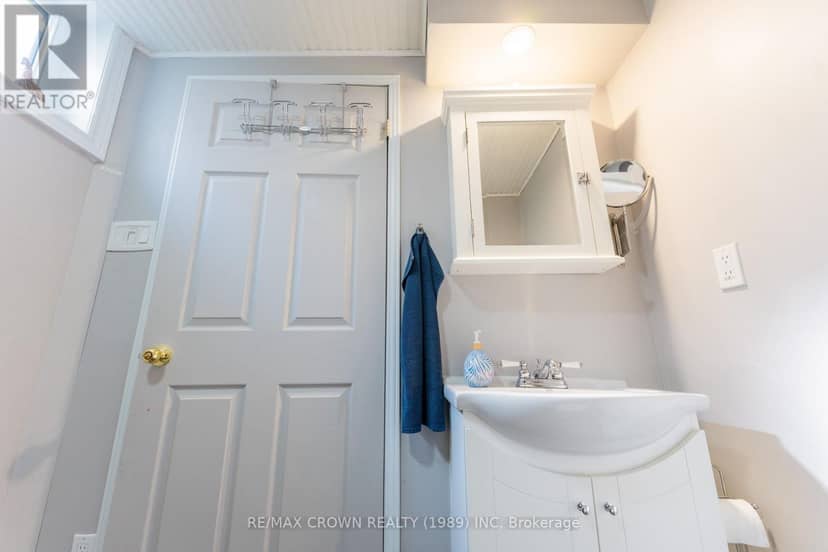 30 Hazel Street — photo 30 of 40