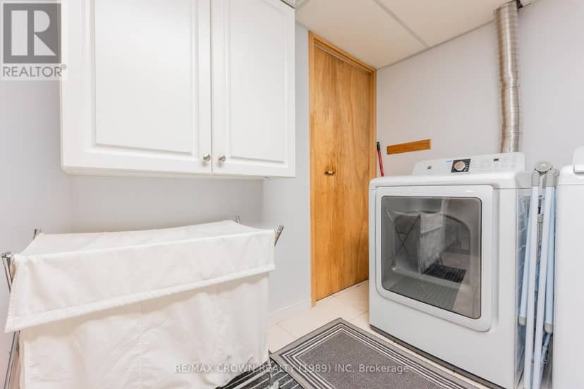 30 Hazel Street — photo 32 of 40