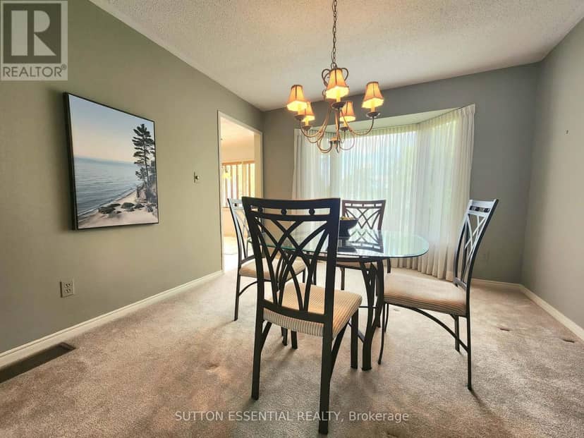 116 Margaret Place — photo 12 of 40