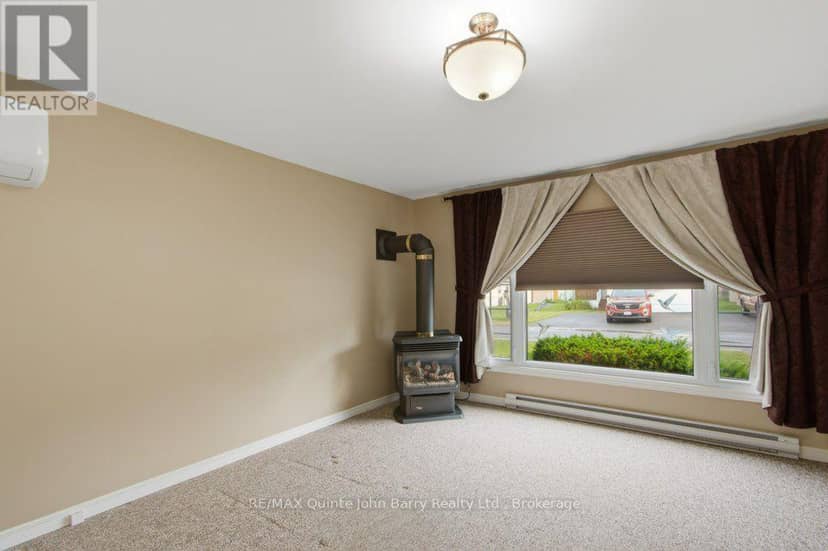 11 Killdeer Lane — photo 7 of 24