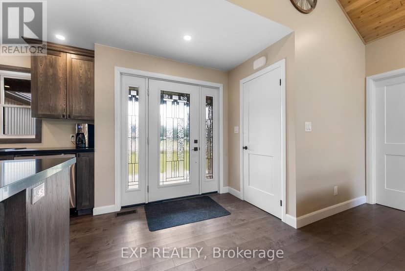 51 Yantha Crescent — photo 4 of 32