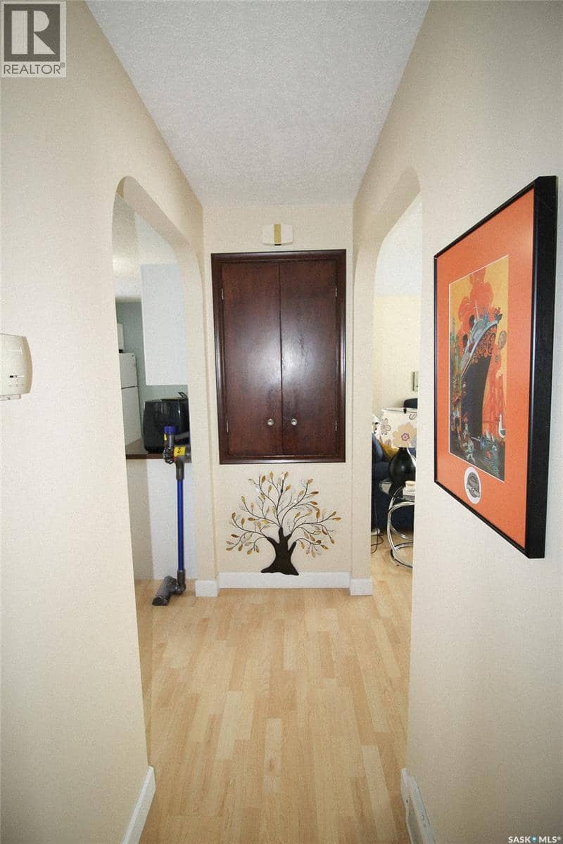 644 1st STREET W — photo 13 of 22