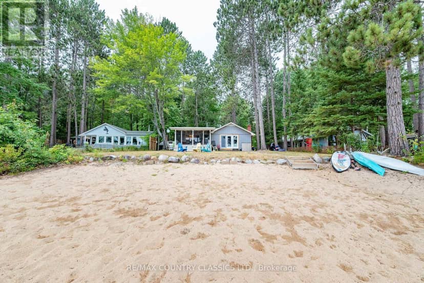 1258 Kamaniskeg Lake Road, Hastings Highlands, photo 2