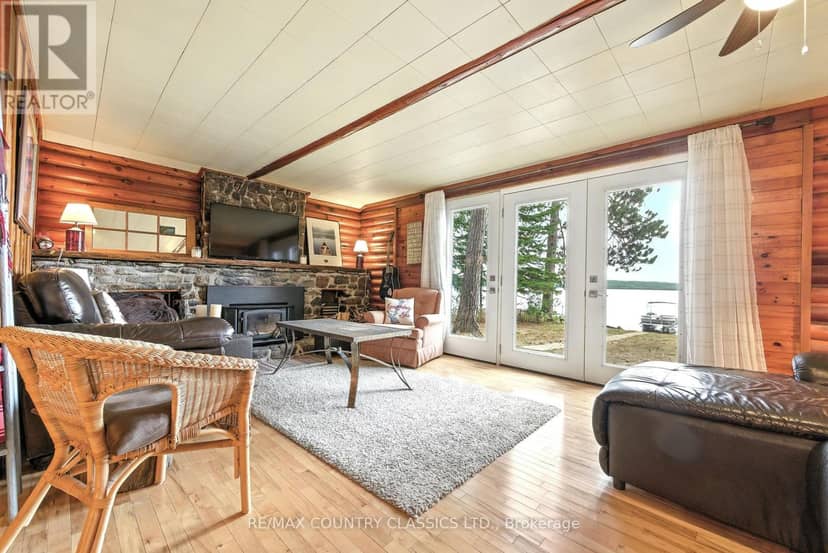 1258 Kamaniskeg Lake Road, Hastings Highlands, photo 5