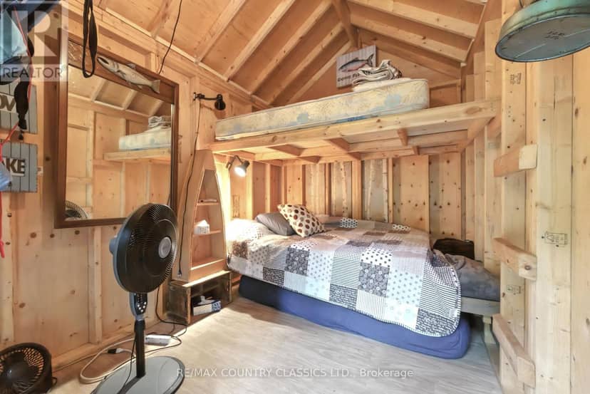 1258 Kamaniskeg Lake Road — photo 28 of 37