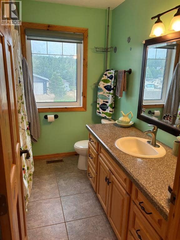 180 162 Peace River Avenue — photo 14 of 28