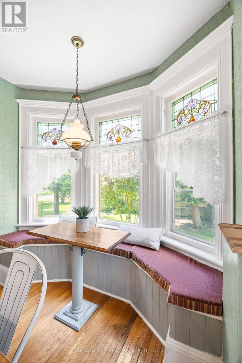 183 Shackleton Street — photo 17 of 40