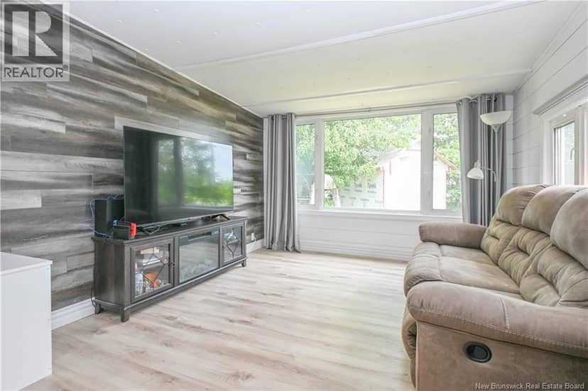 85 Sylvain Street — photo 13 of 18