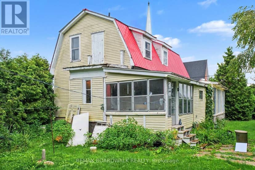 11049 Gilmour Road — photo 4 of 33