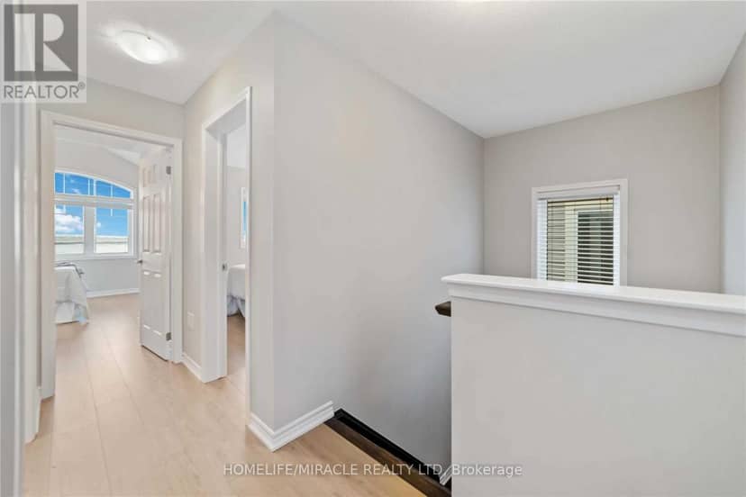 21 Donlamont Circle — photo 10 of 26