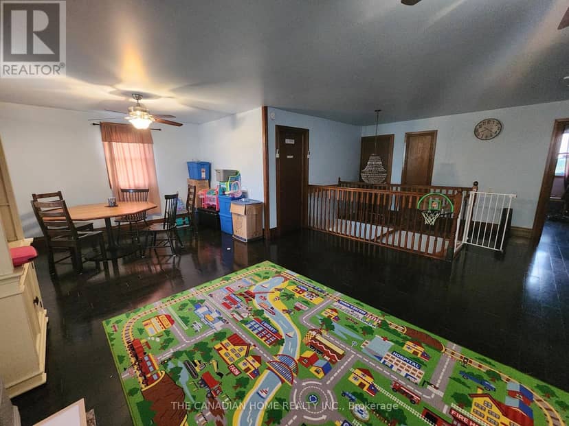 90020 Gilmour Line — photo 9 of 10