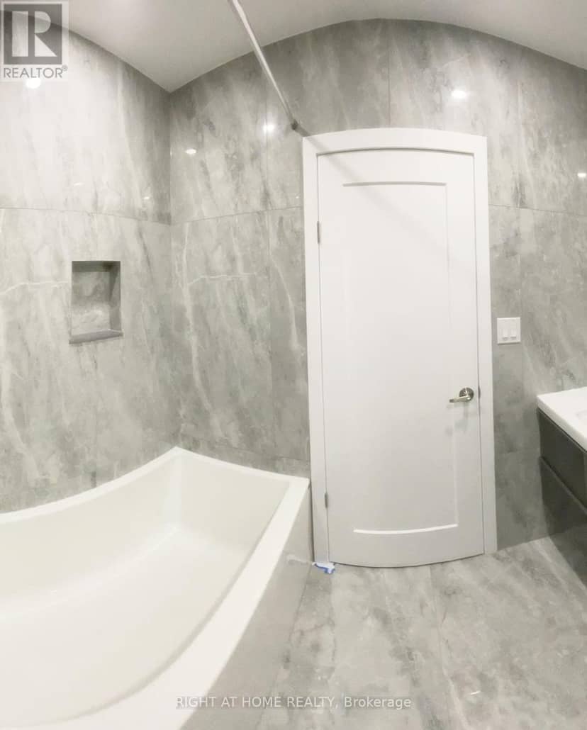258 La Rose Avenue — photo 22 of 37