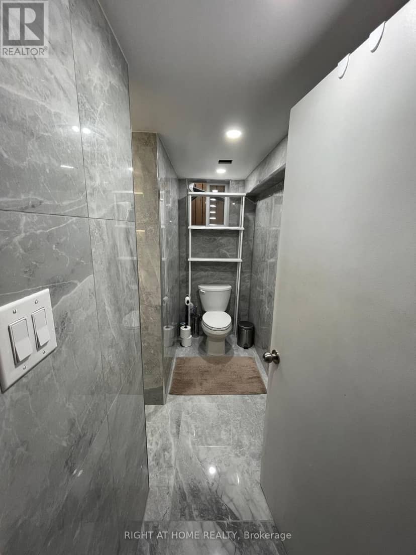 258 La Rose Avenue — photo 30 of 37