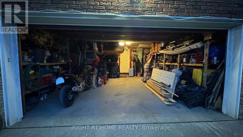 258 La Rose Avenue — photo 8 of 37