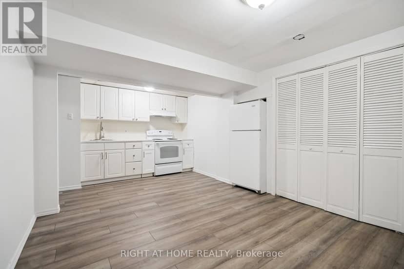 309 Amberly Boulevard — photo 30 of 35