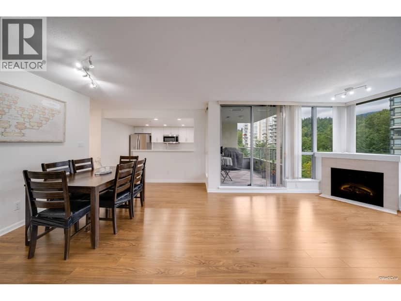 501 295 GUILDFORD WAY, Port Moody, photo 6