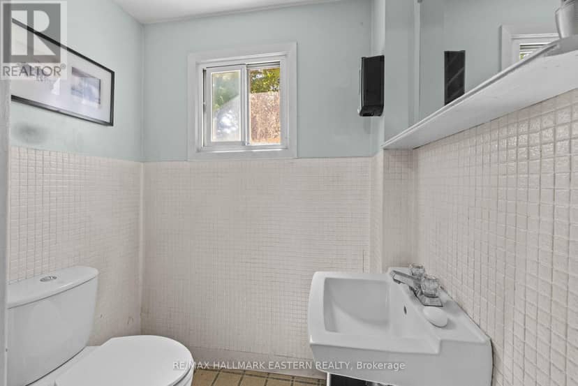 220 Dublin Street — photo 12 of 38