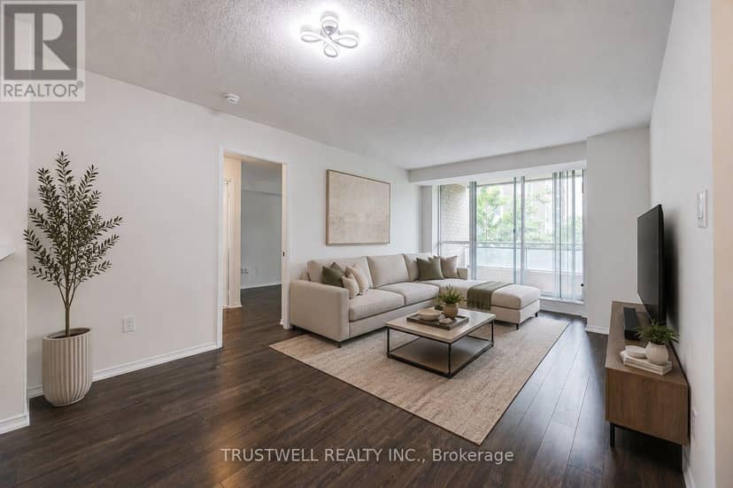 401 - 39 Pemberton Avenue — photo 7 of 23