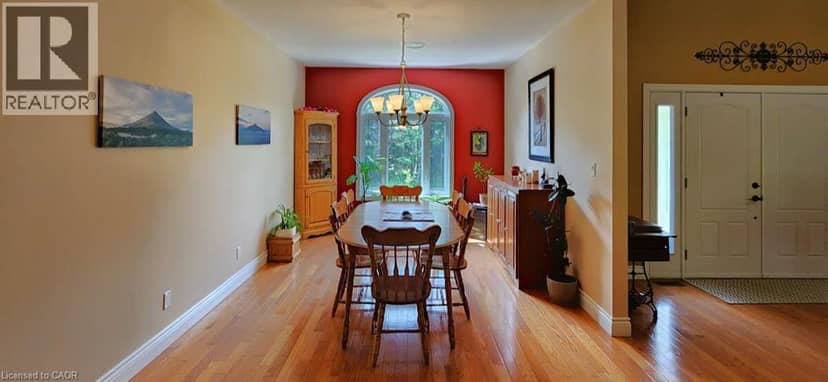 110 MONCK Square — photo 11 of 29