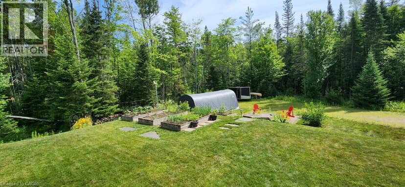 110 MONCK Square — photo 7 of 29