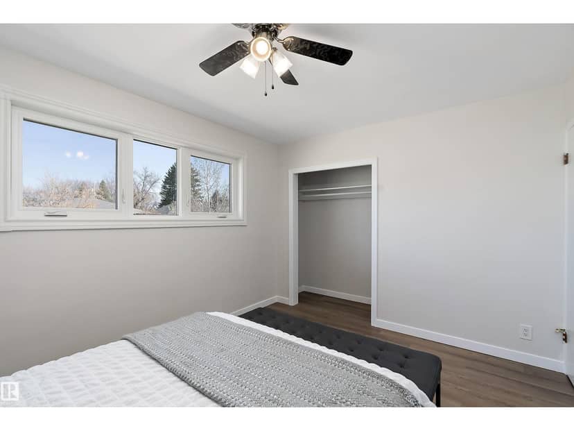 9747 66 AV NW — photo 15 of 38