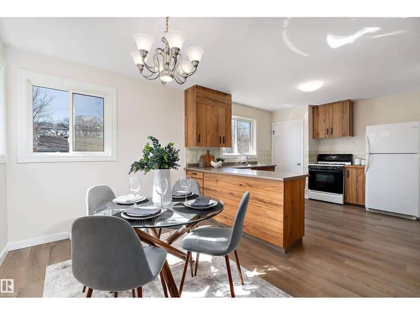 9747 66 AV NW, Edmonton, photo 7