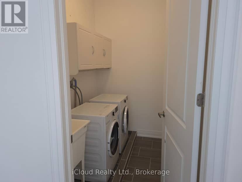 31 Globemaster Lane — photo 12 of 29