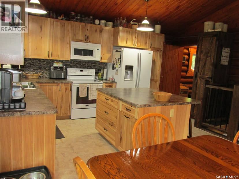 Log Acreage in RM of Torch River — photo 14 of 40
