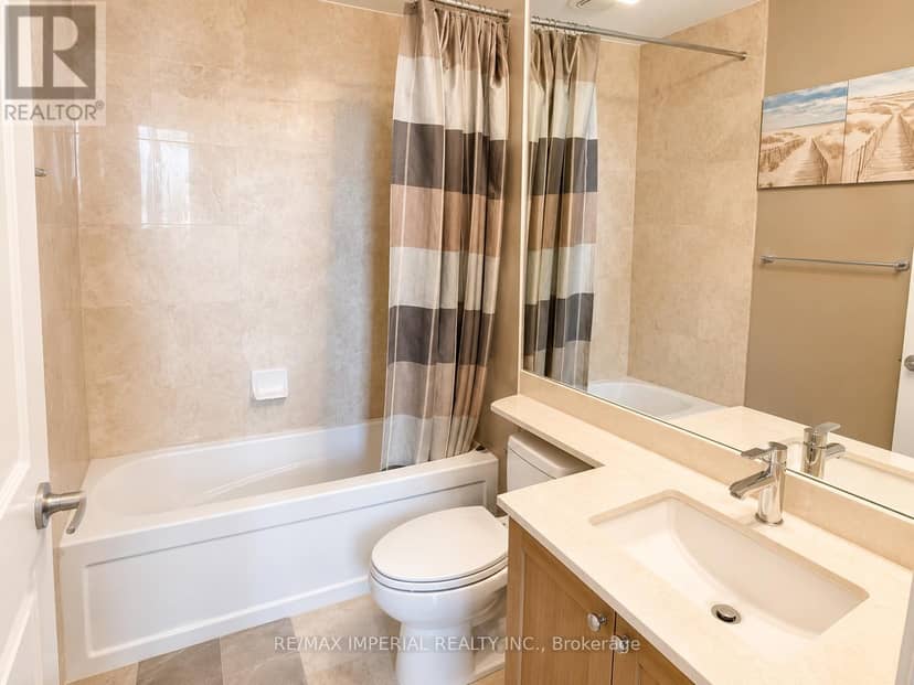3304 - 761 Bay Street — photo 6 of 10