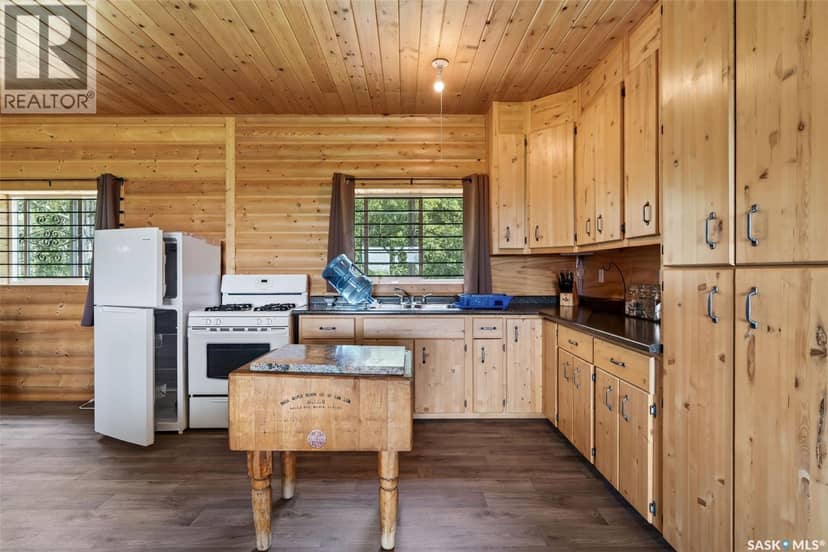 RM of Bjorkdale Off Grid Cabin — photo 26 of 40