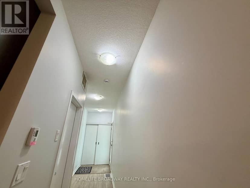 T106 - 62 Balsam Street — photo 19 of 40
