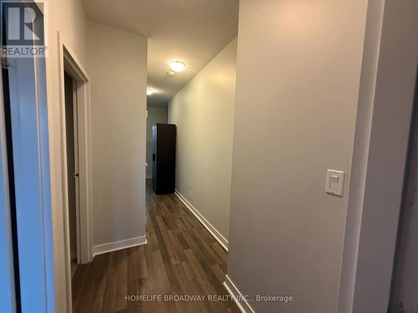 T106 - 62 Balsam Street — photo 30 of 40