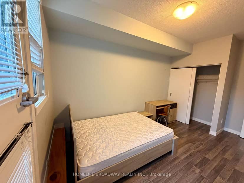 T106 - 62 Balsam Street — photo 31 of 40