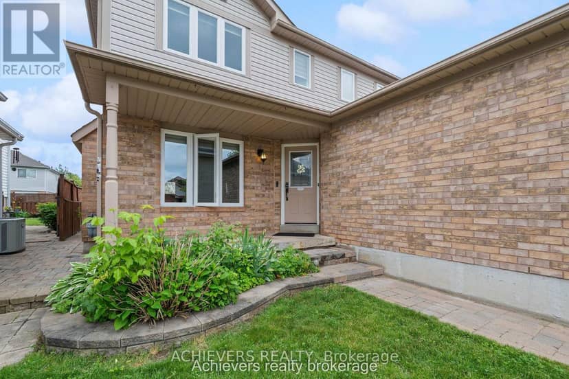 66 Leggott Avenue — photo 2 of 40