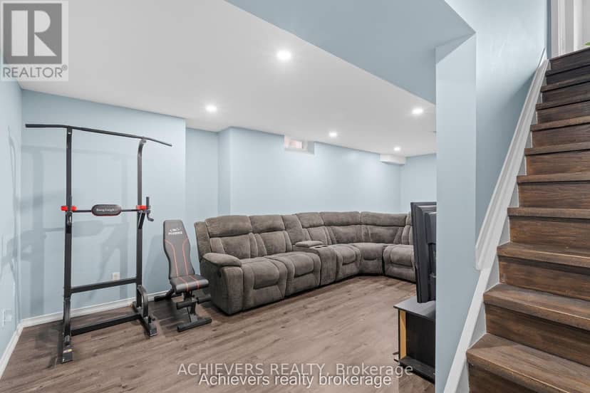 66 Leggott Avenue — photo 34 of 40