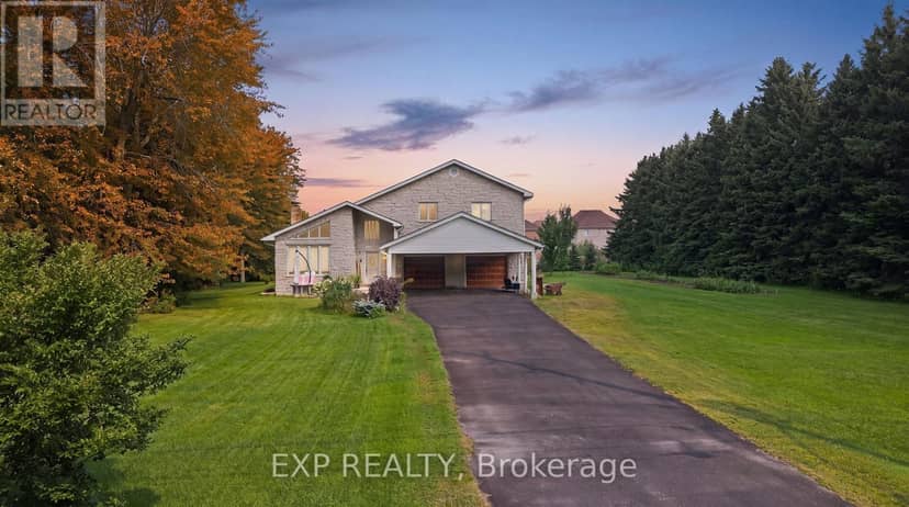104 Sideroad 18 Road — photo 1 of 40