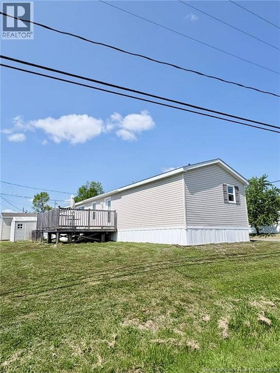 2 Scotch Pine Street — photo 3 of 37