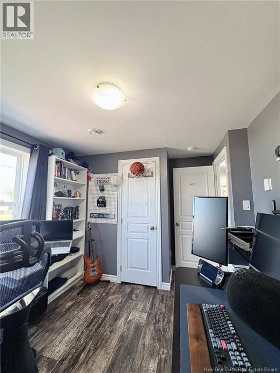 2 Scotch Pine Street — photo 33 of 37