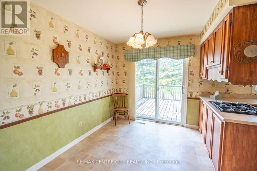 4943 Falconbridge Drive — photo 18 of 40