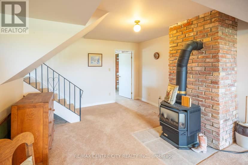 4943 Falconbridge Drive — photo 32 of 40