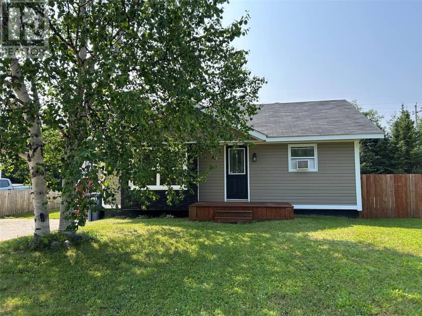 28 Spruce Avenue, Happy Valley-Goose Bay