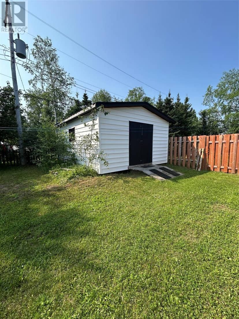 28 Spruce Avenue, Happy Valley-Goose Bay, photo 5