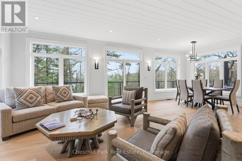 30 Stephen Road — photo 6 of 32