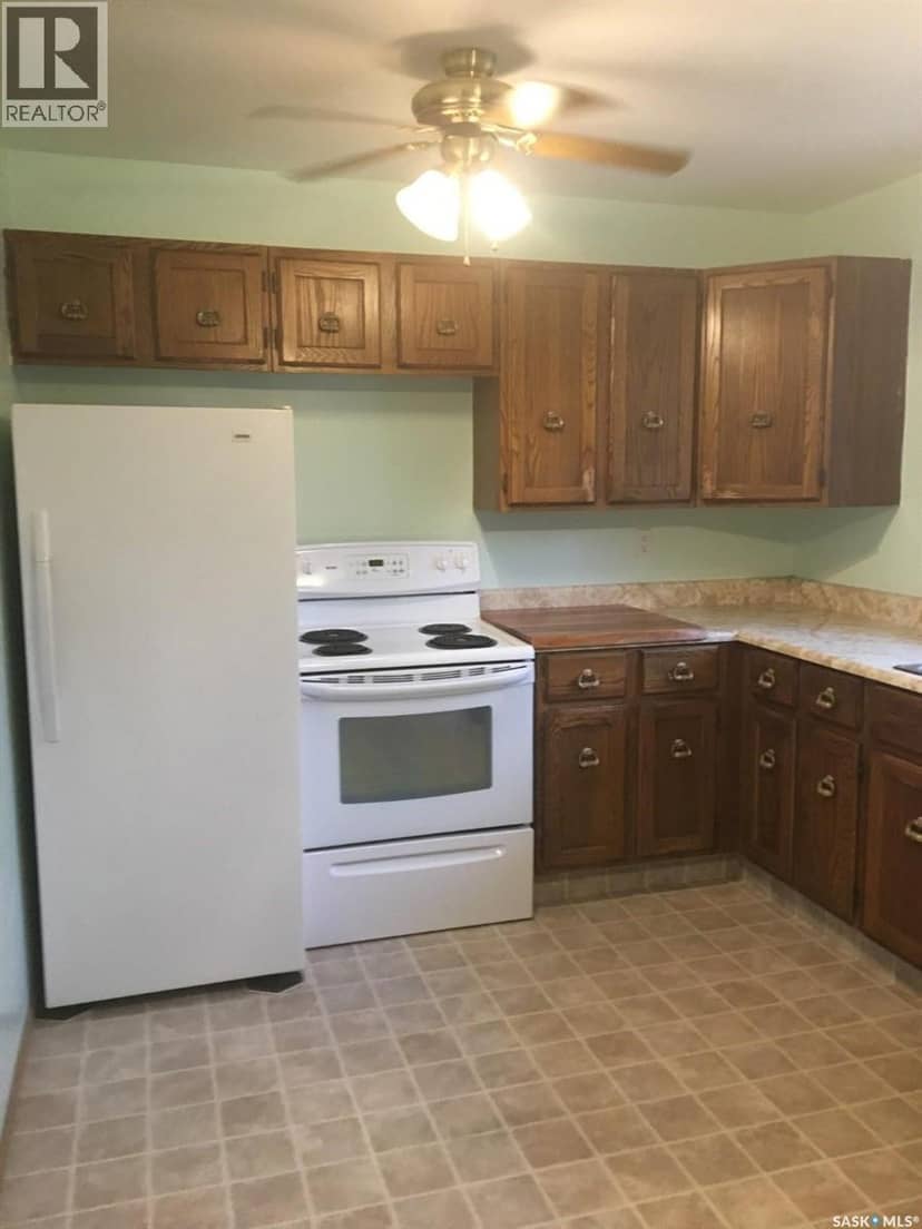 836 Peters AVENUE, Oxbow, photo 6